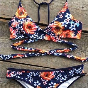 Fashion Women’s Daisy  Tie at Back Bikini set